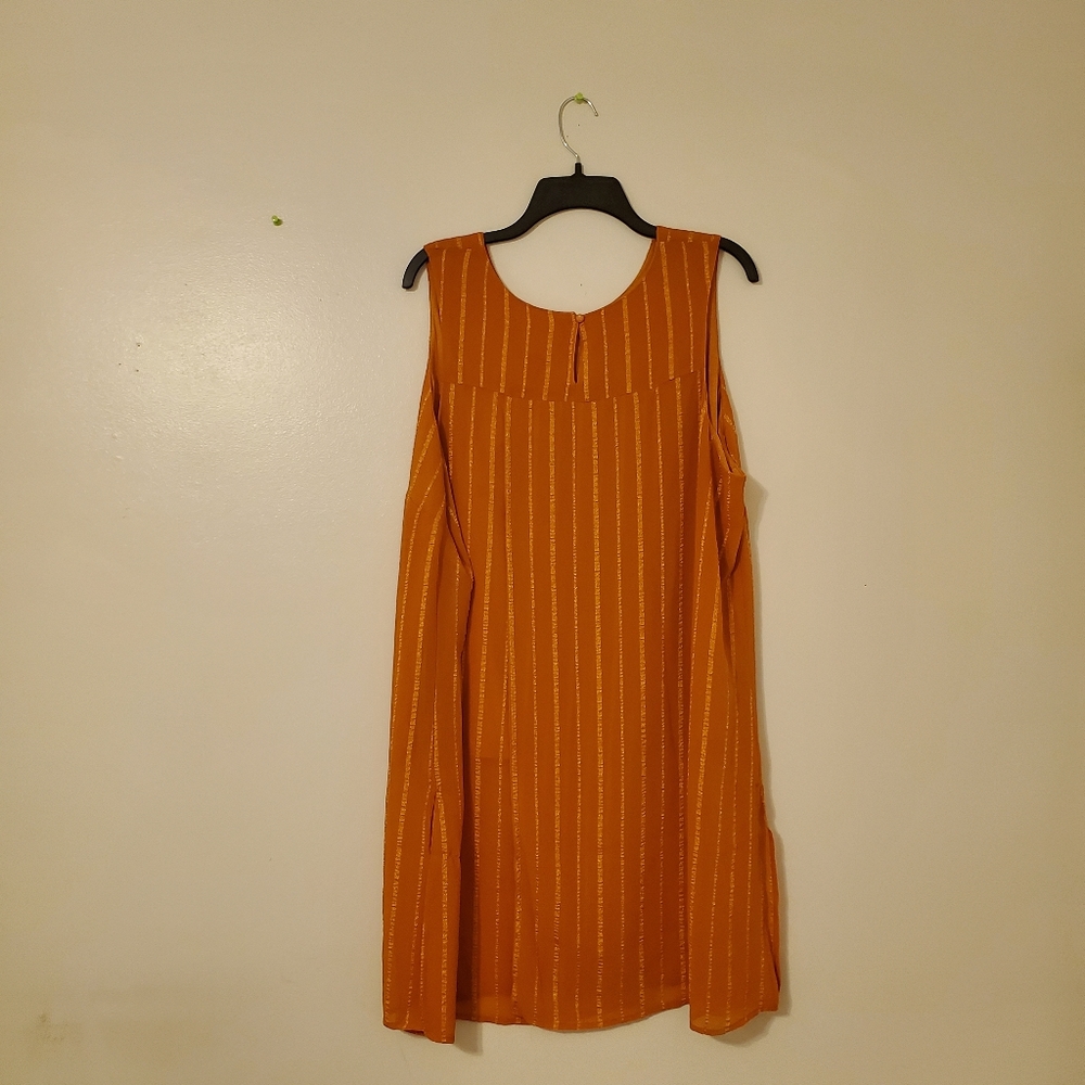 Signature Collection Texture Chiffon Tunic - Picture 2 of 4